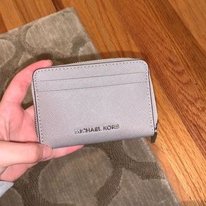 Micheal Kors Small wallet